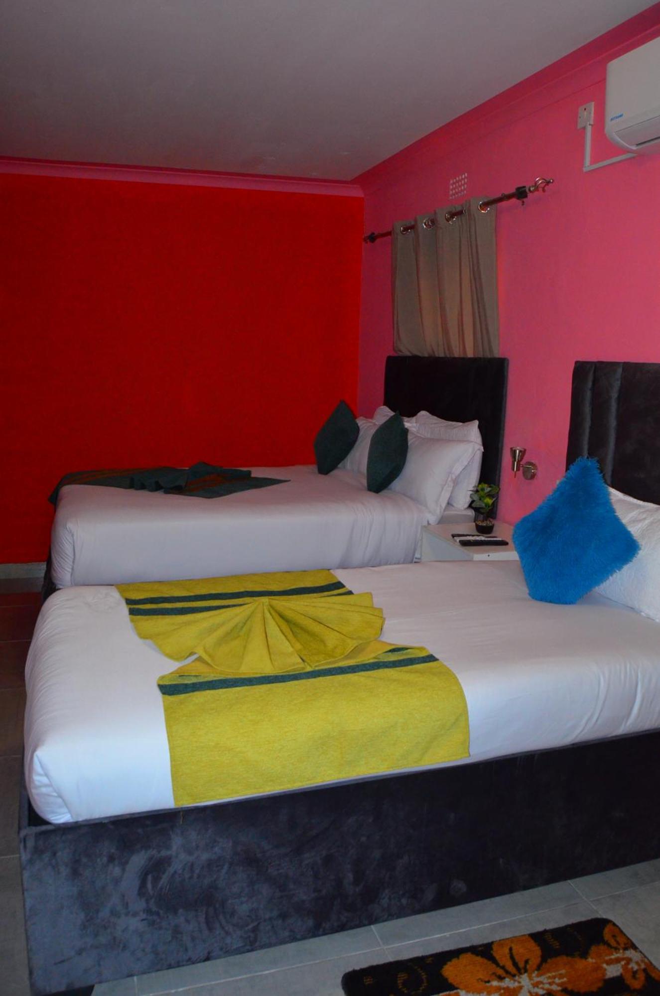 Chobe Kulotu Guest House Kasane Eksteriør billede